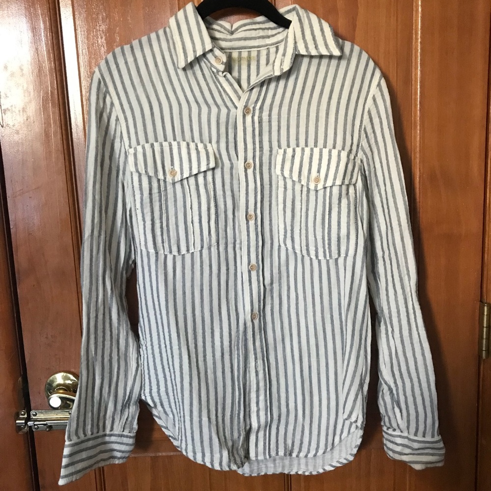 Mother Women’s light button down